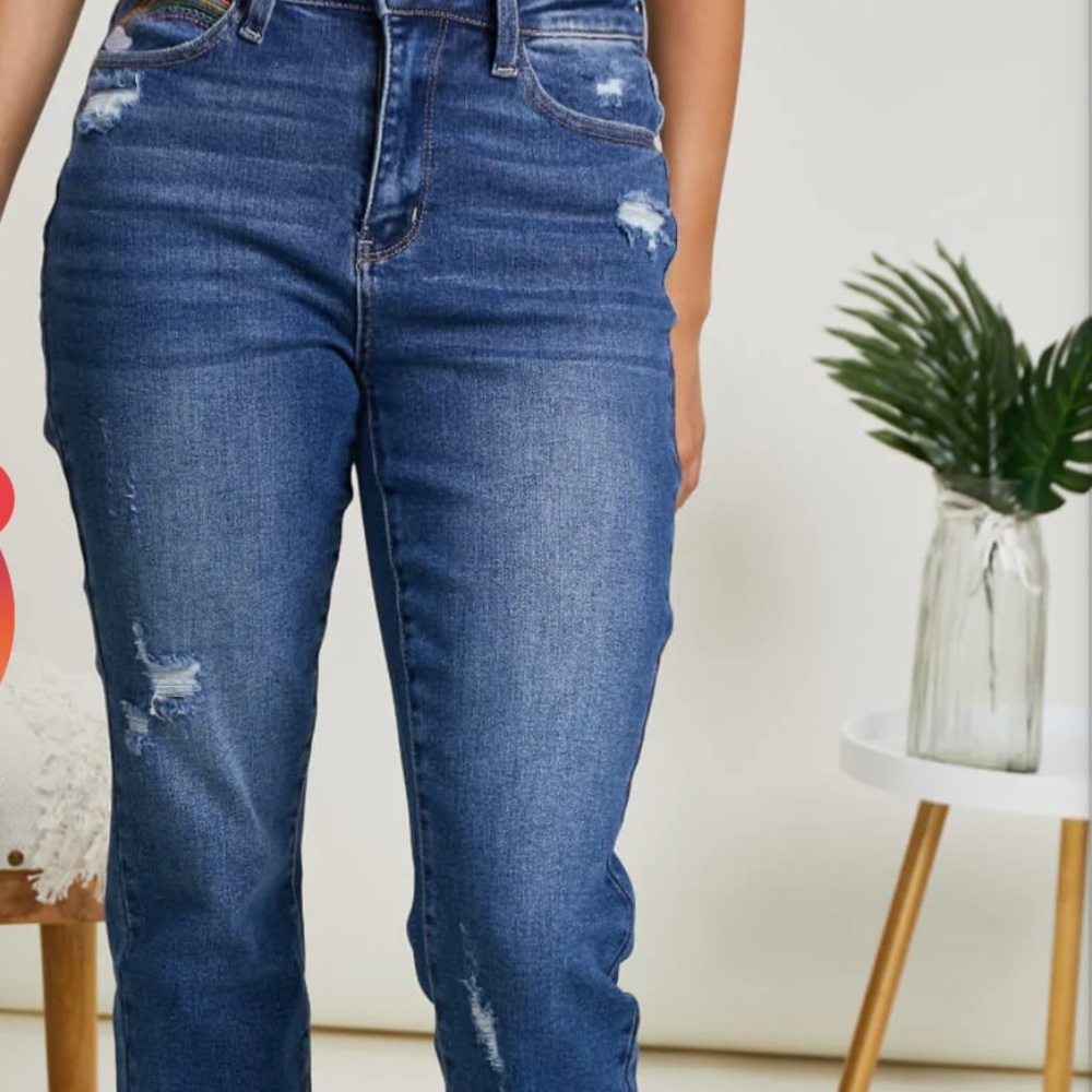 Hollister Dark Blue lightly faded distressed denim size 9